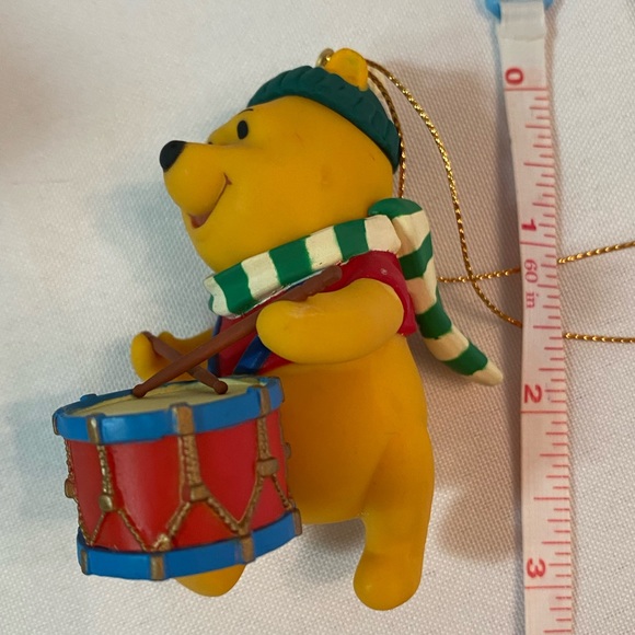 Vintage Disney Christmas ornament - Winnie the Pooh - Picture 7 of 9
